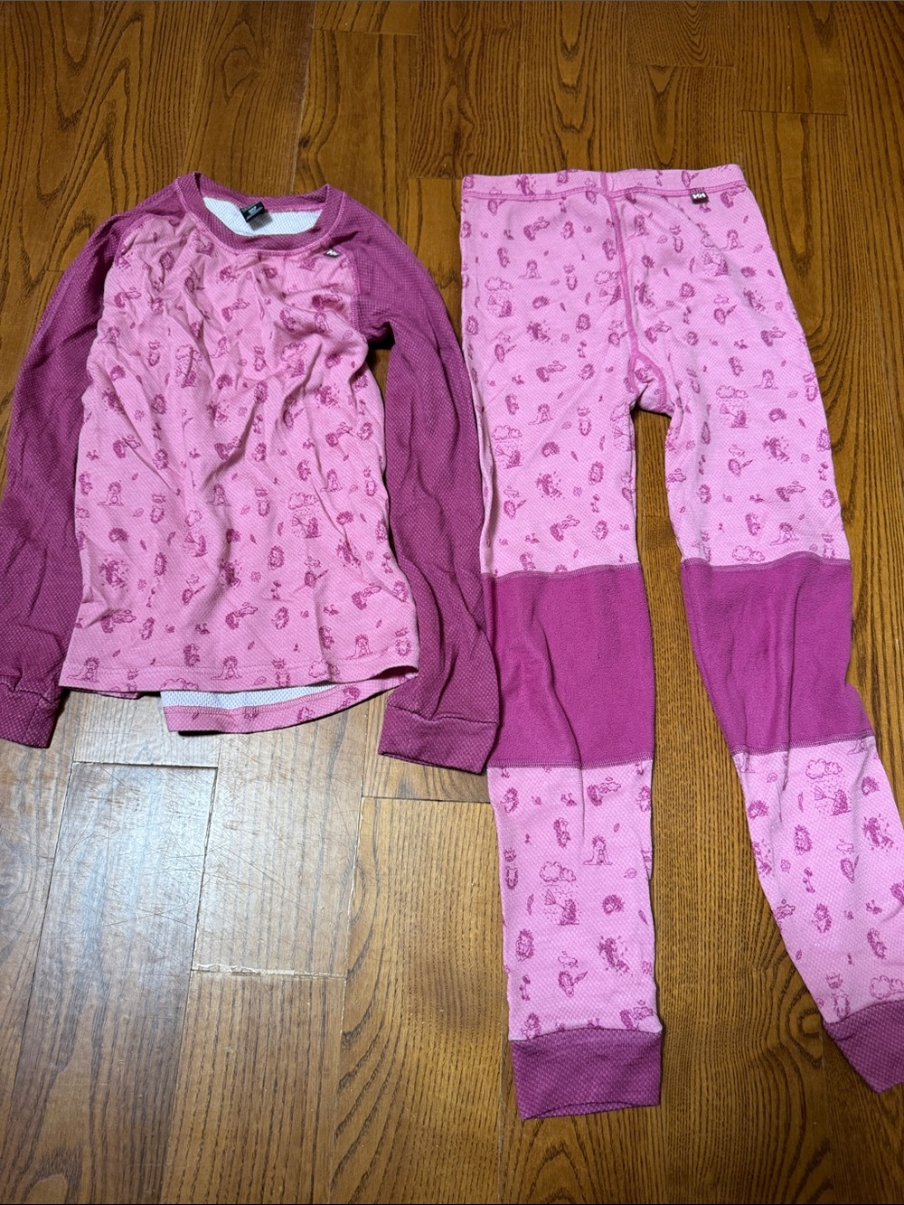 Helly Hansen Pink Thermal Two-Piece Pajama Set with Dark Pink Accents